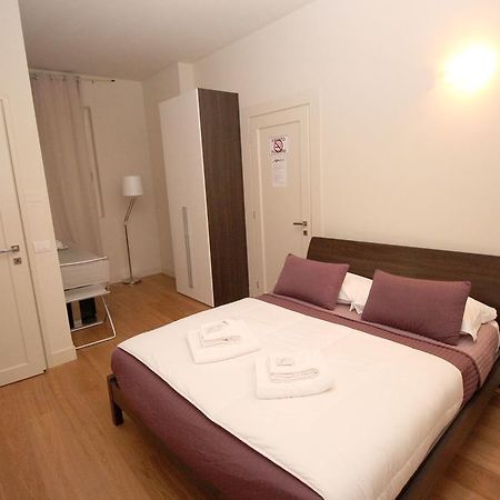 Dietro L'Angolo Hotel Brescia Eksteriør billede